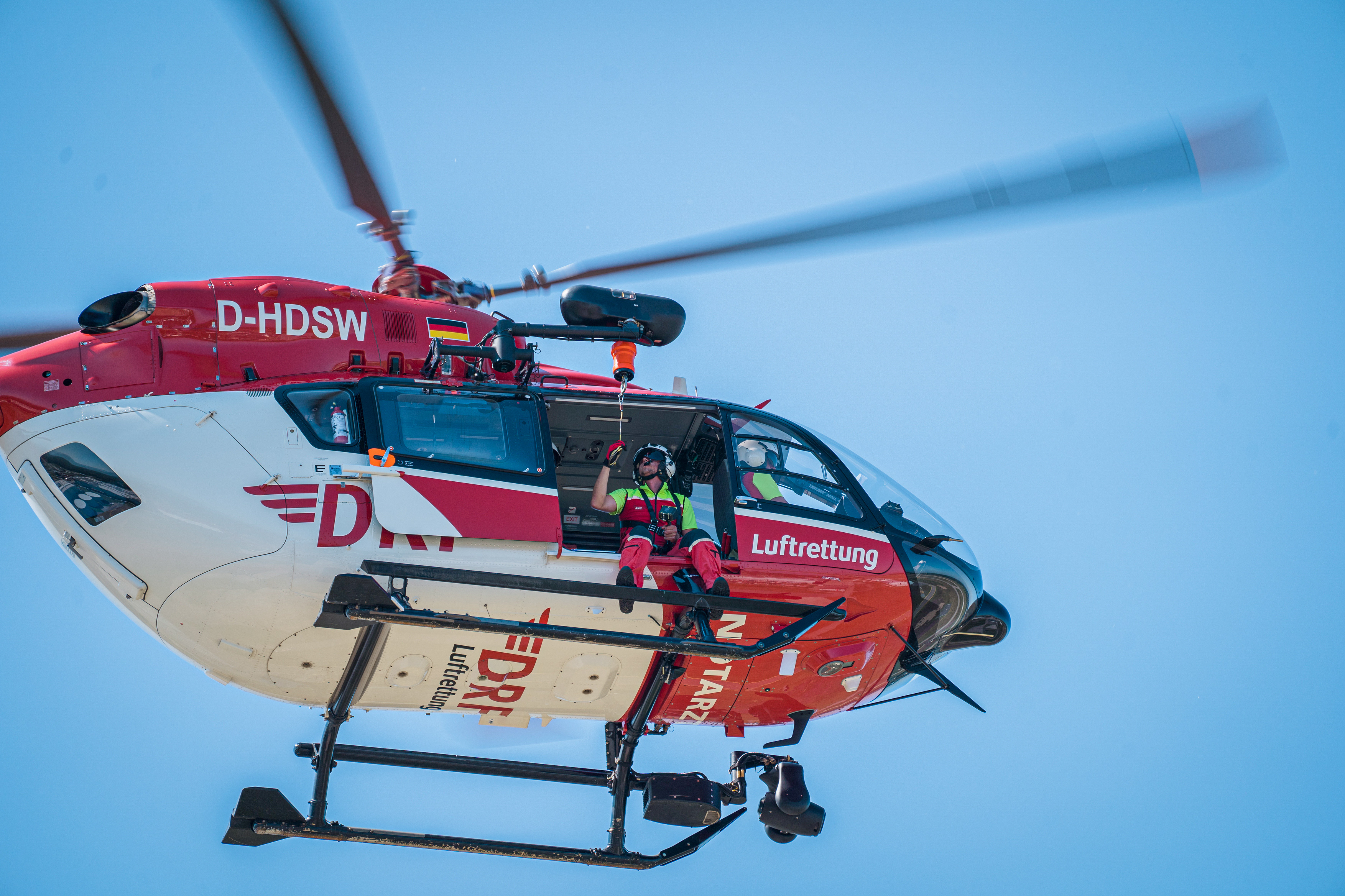 Reiser and DRF Luftrettung creating ‘world’s most advanced rescue hoist training device’